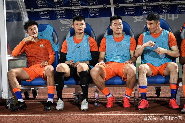 五大联赛助攻榜：萨卡居首 亚马尔9次排第2